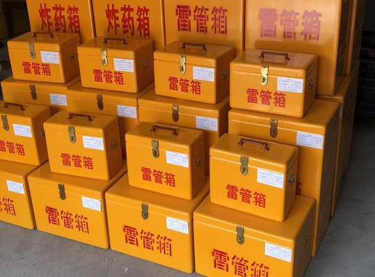 桓仁玻璃钢雷管箱的使用寿命一般是多少？
